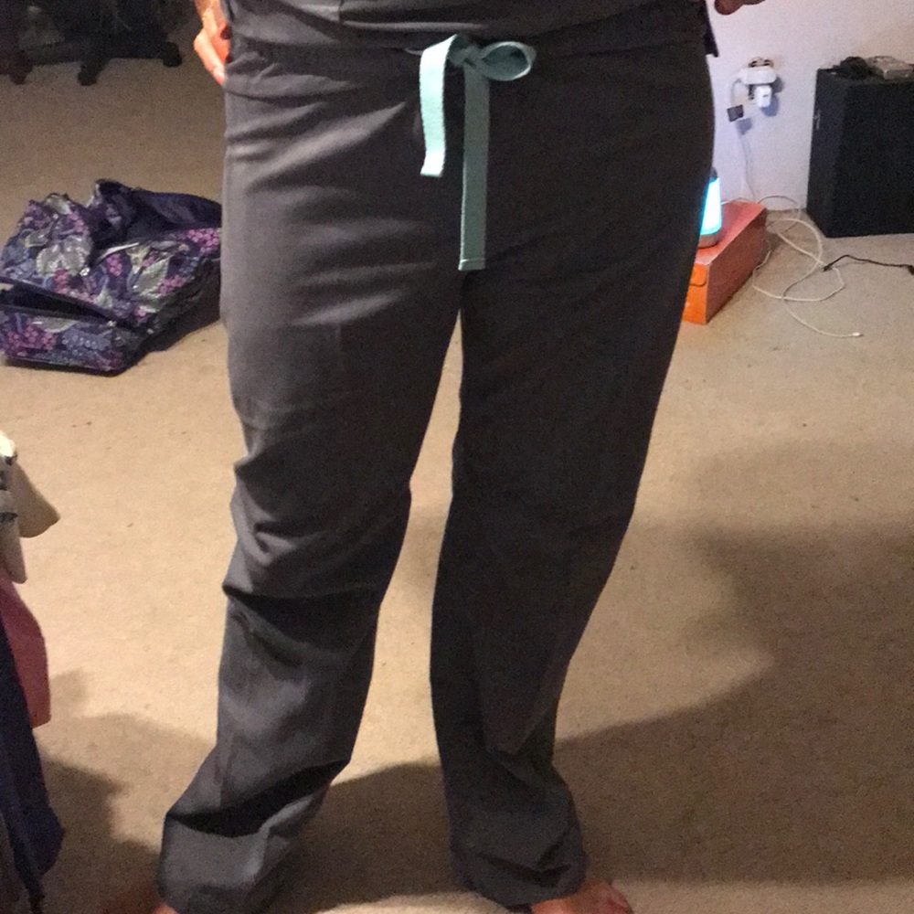 Scrub pants